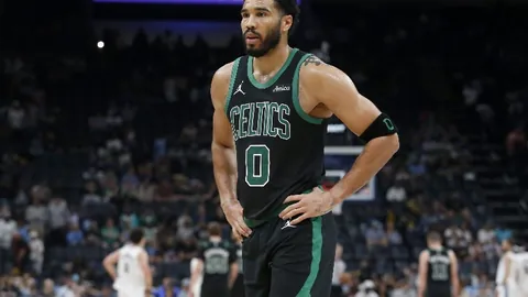 雷特吉离场引替补席激情，教练透露全场出场有隐患